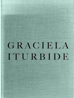 Graciela Iturbide: Infancia